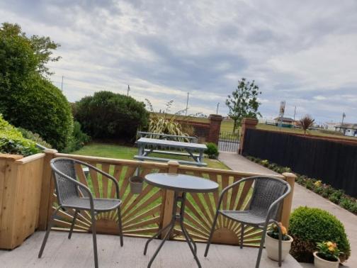 Sefton Lodge Seafront ,Panoramic Sea View Ensuite Balcony Rooms Available, Guest Garden Paignton Exterior photo